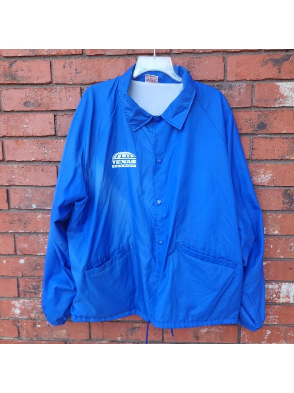 Vintage Texas Stadium Blue Nylon Windbreaker Jacket Snap Buttons Two Pockets